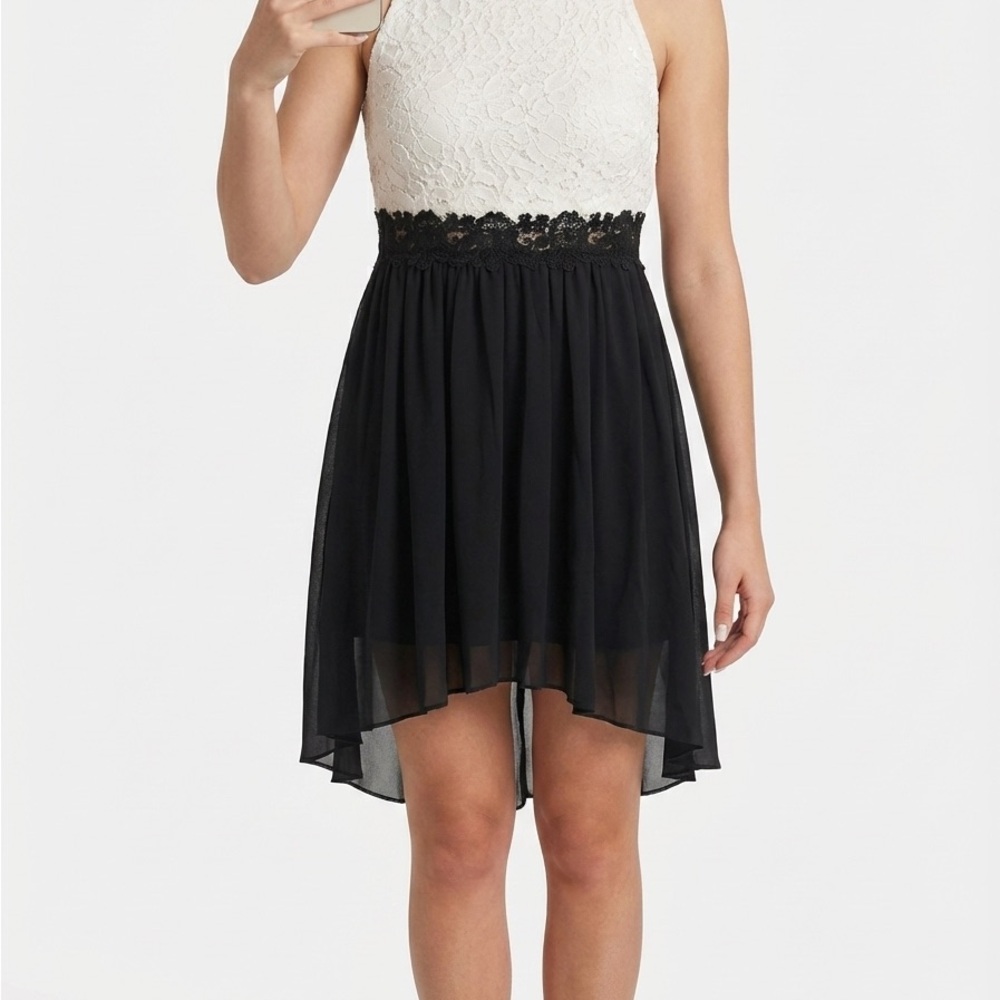 BCX Ivory Lace Dress